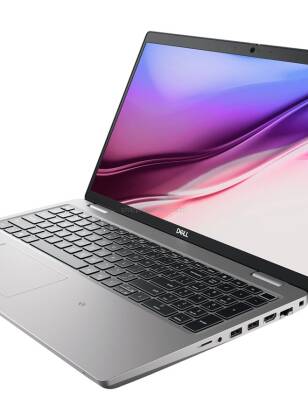 Latitude 5521